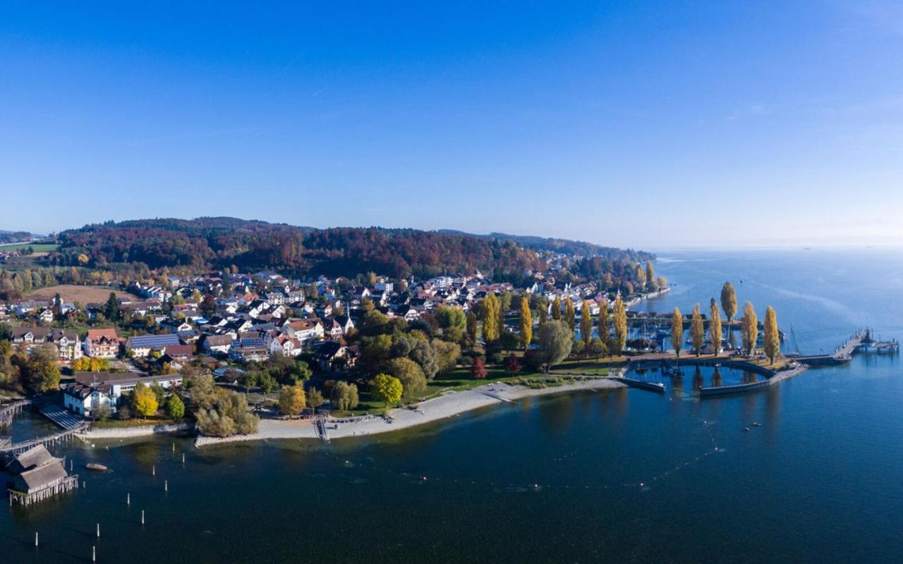 Gaestehaus Maeder Am Hafen Ульдинген-Мюльхофен Экстерьер фото